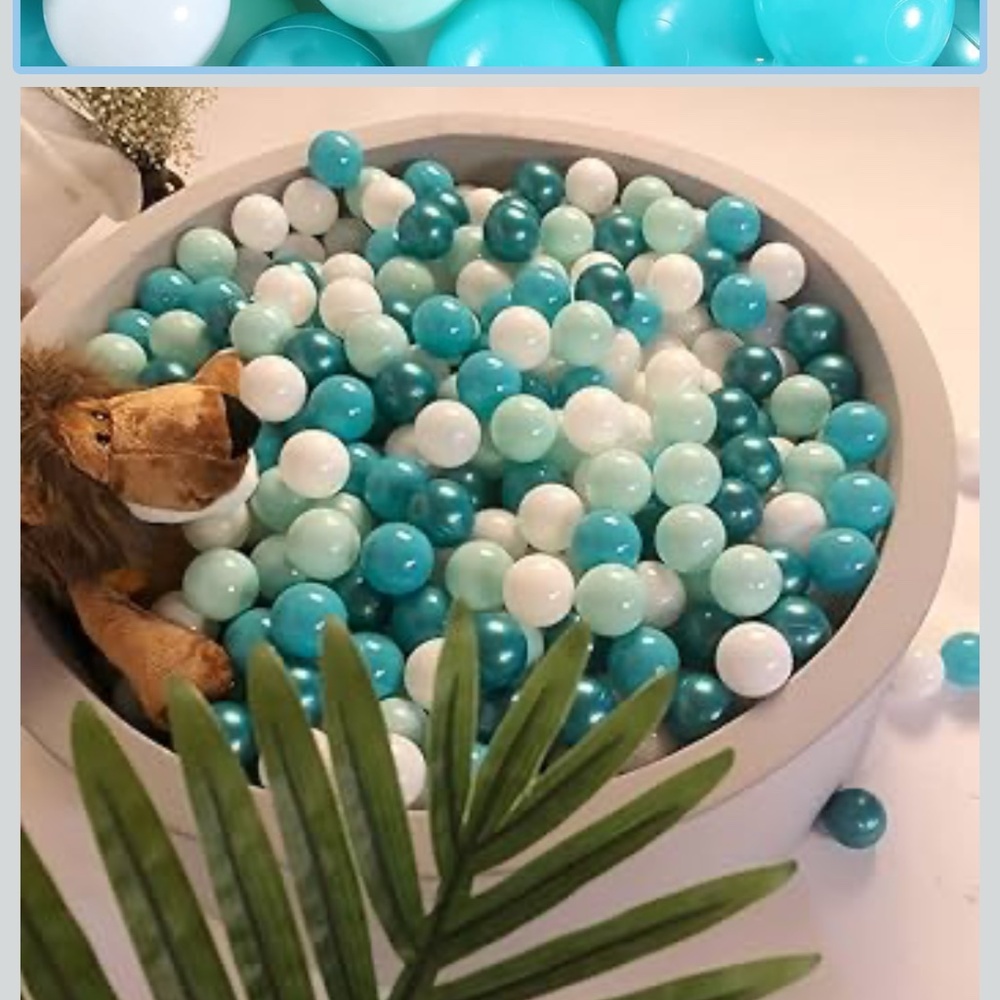 300+ Ball-pit balls blue and green